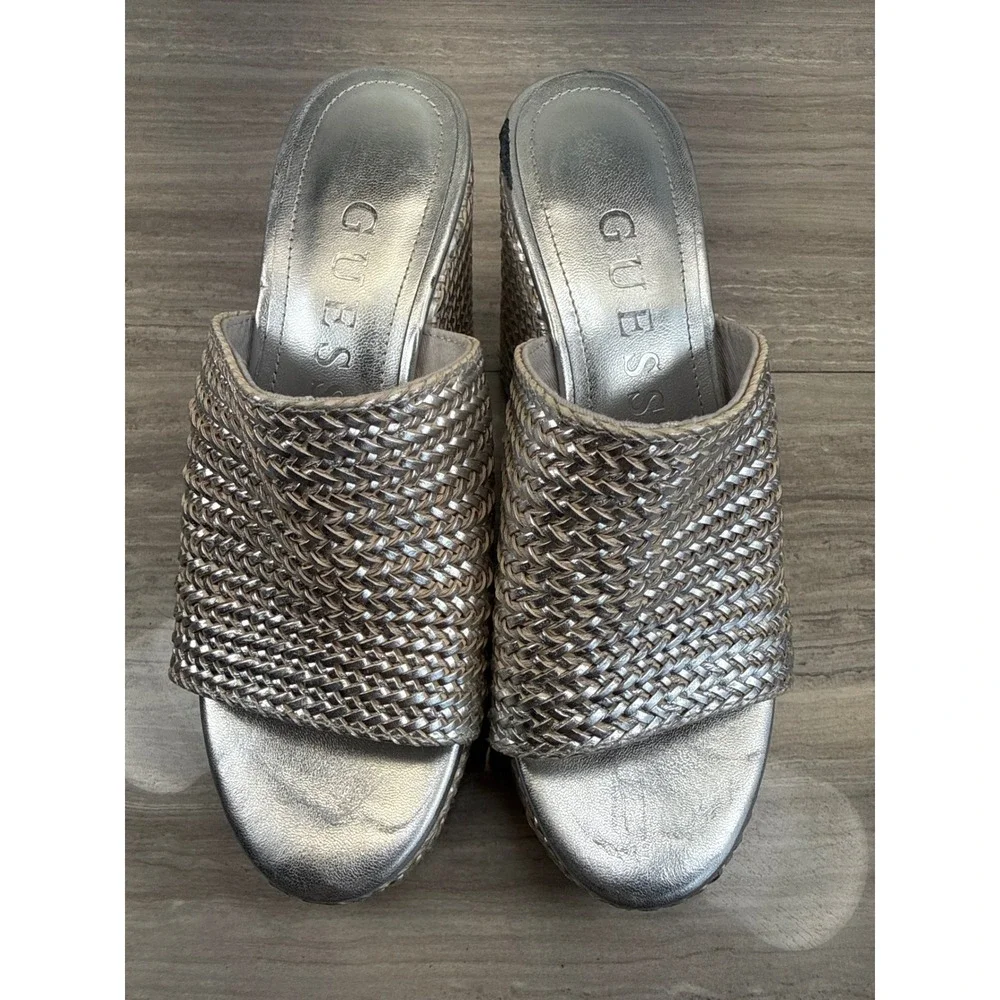 Guess Yenisa Silver Metallic Woven Platform Wedge Sandals Women's 7 Glam Y2K